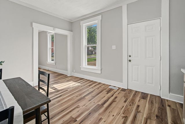 11 E Southern Avenue 11 E Southern Avenue, Springfield, OH 45506