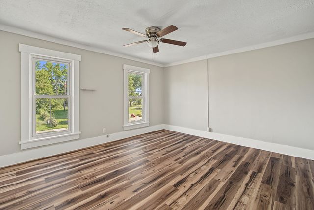 11 E Southern Avenue 11 E Southern Avenue, Springfield, OH 45506