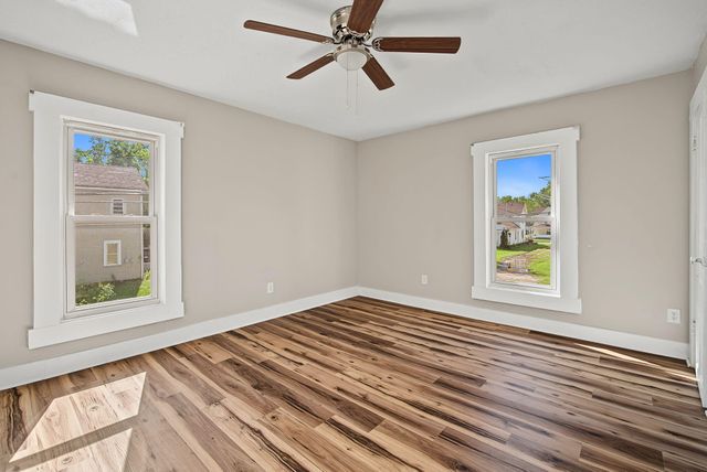 11 E Southern Avenue 11 E Southern Avenue, Springfield, OH 45506