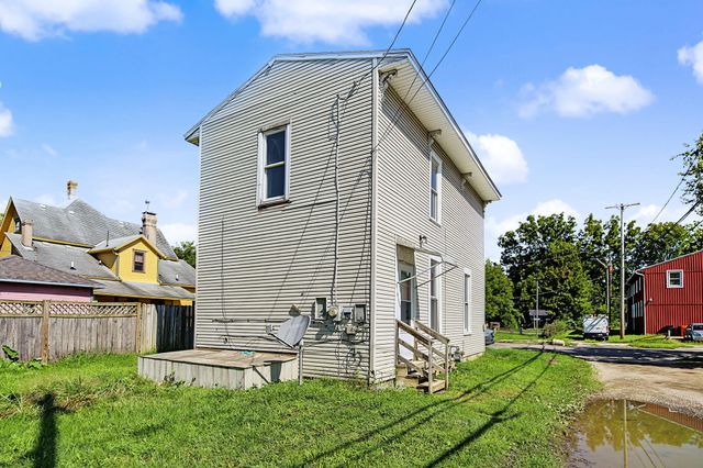 11 E Southern Avenue 11 E Southern Avenue, Springfield, OH 45506