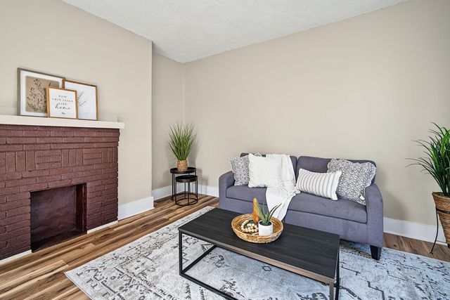 11 E Southern Avenue 11 E Southern Avenue, Springfield, OH 45506
