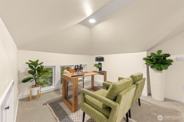 10733 Interlake Avenue N, Seattle, WA 98133