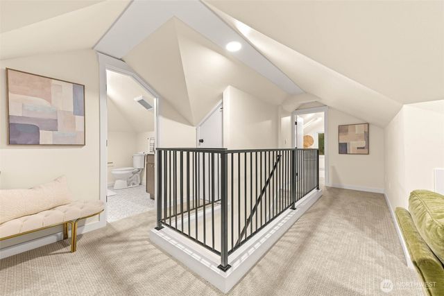 10733 Interlake Avenue N, Seattle, WA 98133