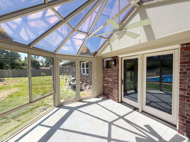 2883 S Wollenweber Road, New Palestine, IN 46163