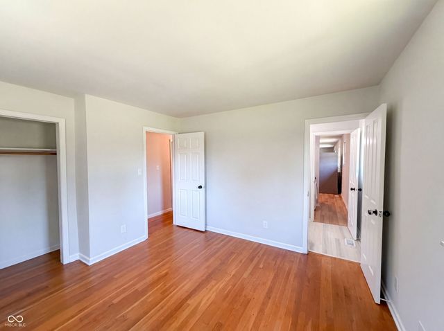 2883 S Wollenweber Road, New Palestine, IN 46163
