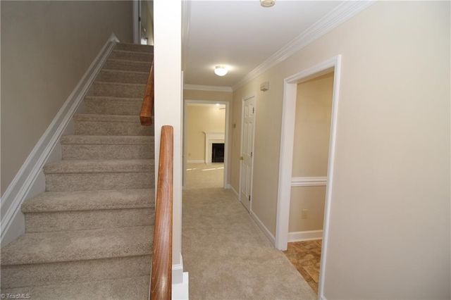 28 Cedar Knoll Drive, Greensboro, NC 27407