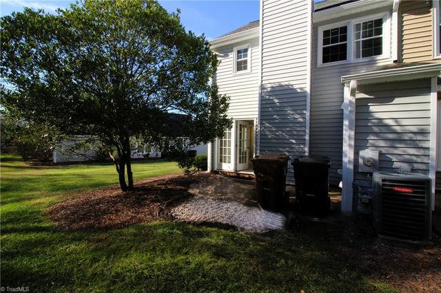 28 Cedar Knoll Drive, Greensboro, NC 27407