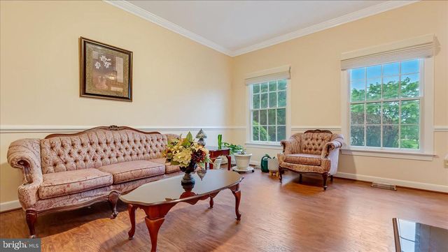 2804 LEHIGH LN, Nazareth, PA 18064