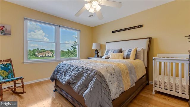 2804 LEHIGH LN, Nazareth, PA 18064