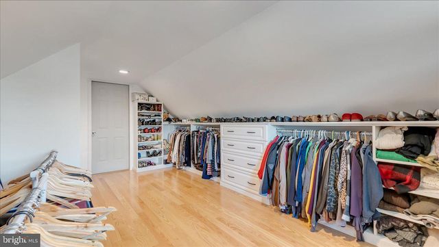 2804 LEHIGH LN, Nazareth, PA 18064