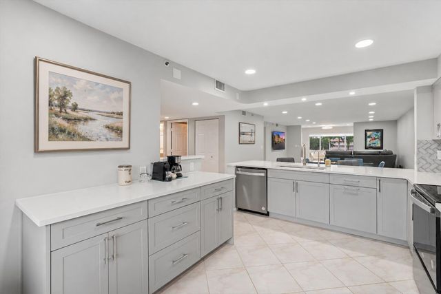 5749 Gemstone Court PH401, Boynton Beach, FL 33437