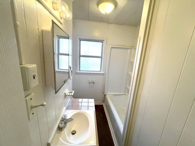 2110 30th Street, Lubbock, TX 79411