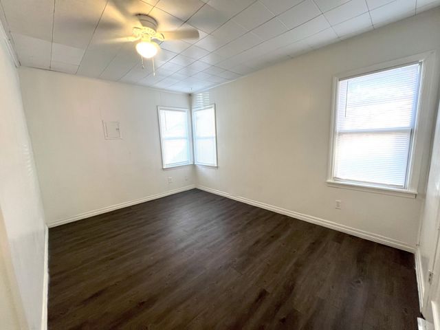 2110 30th Street, Lubbock, TX 79411