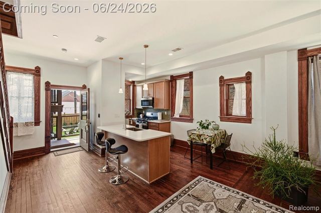 701 W Canfield Street 04, Detroit, MI 48201