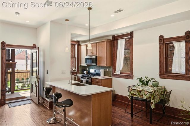 701 W Canfield Street 04, Detroit, MI 48201