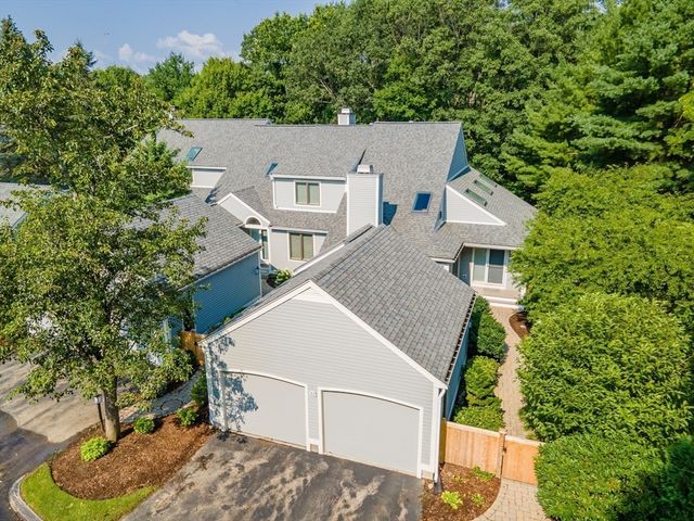 12 Cutting Cross Way 12, Wayland, MA 01778