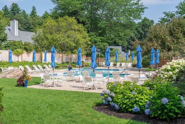 12 Cutting Cross Way 12, Wayland, MA 01778