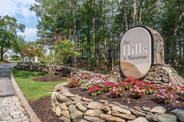 12 Cutting Cross Way 12, Wayland, MA 01778