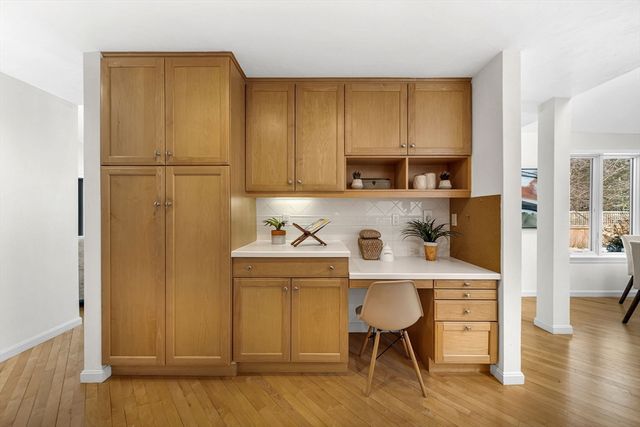 12 Cutting Cross Way 12, Wayland, MA 01778