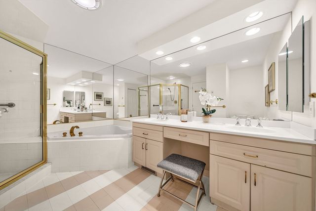 12 Cutting Cross Way 12, Wayland, MA 01778