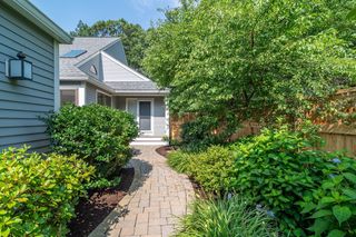 12 Cutting Cross Way 12, Wayland, MA 01778