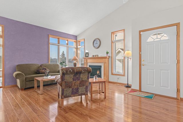 14326 Peninsula Point Drive, Savage, MN 55378