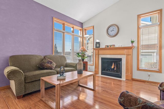 14326 Peninsula Point Drive, Savage, MN 55378