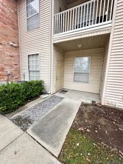 900 Dean Lee Dr #206, Baton Rouge, LA 70820