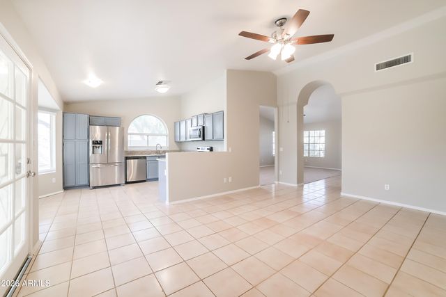 12630 N 72ND Drive, Peoria, AZ 85381