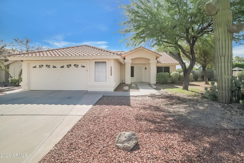 12630 N 72ND Drive, Peoria, AZ 85381
