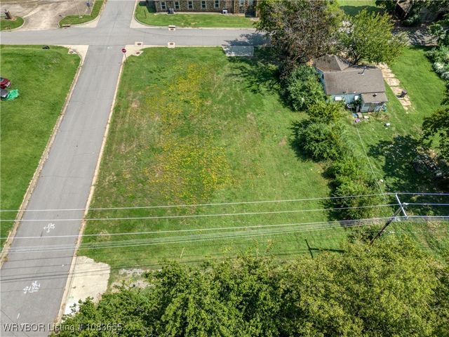 1404 S 11th Street, Fort Smith, AR 72901