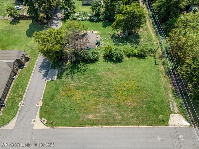 1404 S 11th Street, Fort Smith, AR 72901