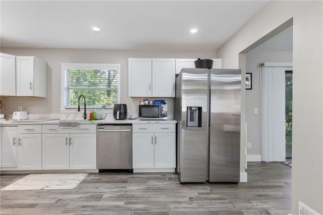 2276 SKYLINE Drive, Gainesville, GA 30501