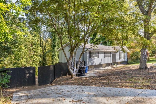 2276 SKYLINE Drive, Gainesville, GA 30501