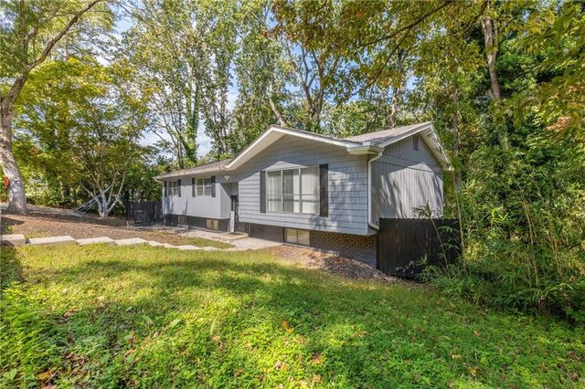 2276 SKYLINE Drive, Gainesville, GA 30501