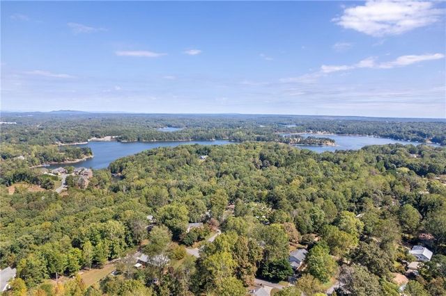 2276 SKYLINE Drive, Gainesville, GA 30501