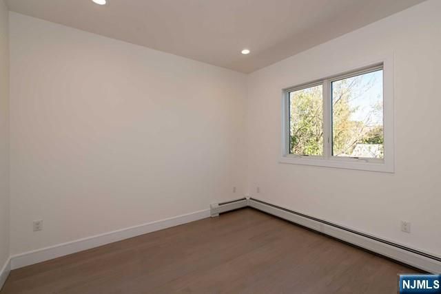 129 Rothwell Avenue, Cliffside Park, NJ 07010