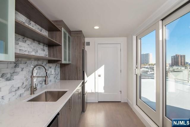 129 Rothwell Avenue, Cliffside Park, NJ 07010