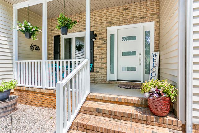 509 Get A Way Lane, Bahama, NC 27503