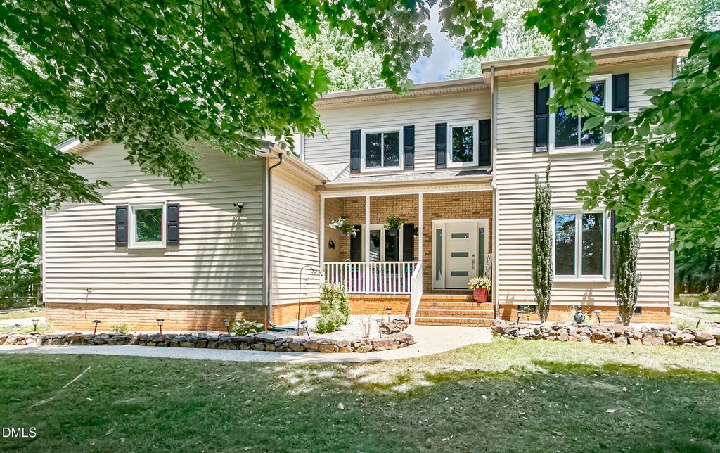 509 Get A Way Lane, Bahama, NC 27503
