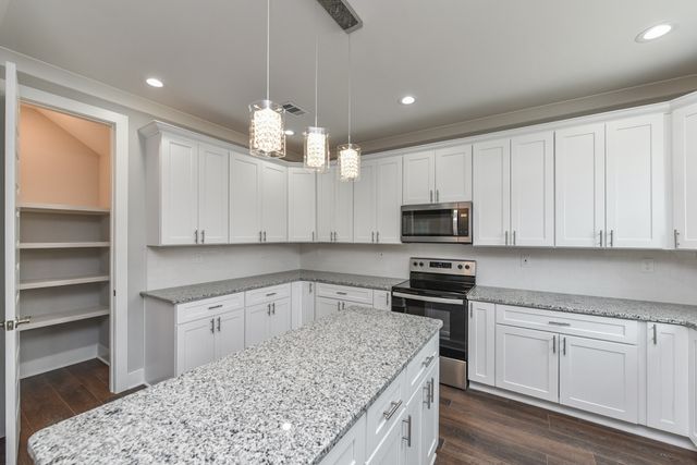 2207D 24th Ave N, Nashville, TN 37208