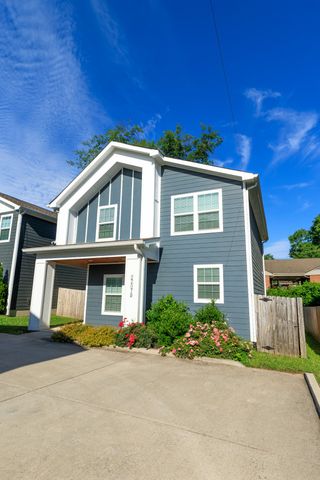 2207D 24th Ave N, Nashville, TN 37208