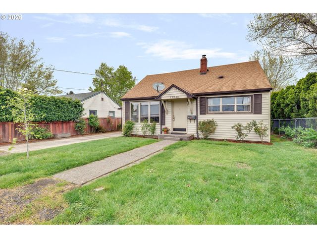 22043 Se OAK St, Gresham, OR 97030