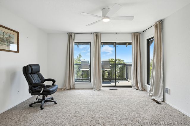 42 Diamond Head Drive 42, Sand Springs, OK 74063