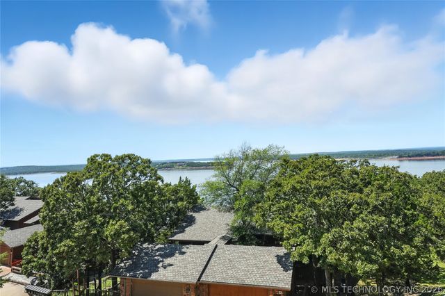 42 Diamond Head Drive 42, Sand Springs, OK 74063