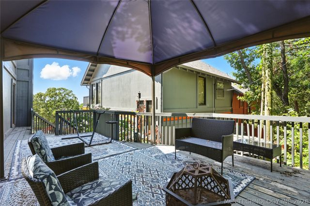 42 Diamond Head Drive 42, Sand Springs, OK 74063