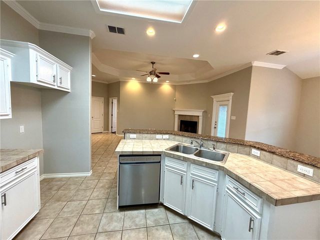6622 Samba Dr, Corpus Christi, TX 78414