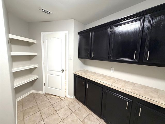6622 Samba Dr, Corpus Christi, TX 78414