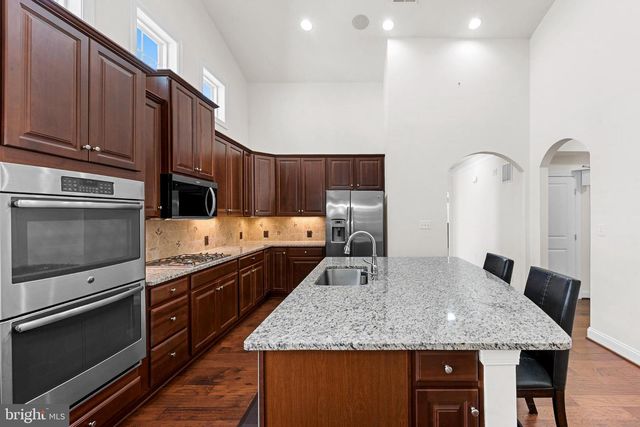 25079 CHAFEE CIR, Aldie, VA 20105