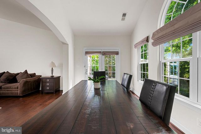 25079 CHAFEE CIR, Aldie, VA 20105